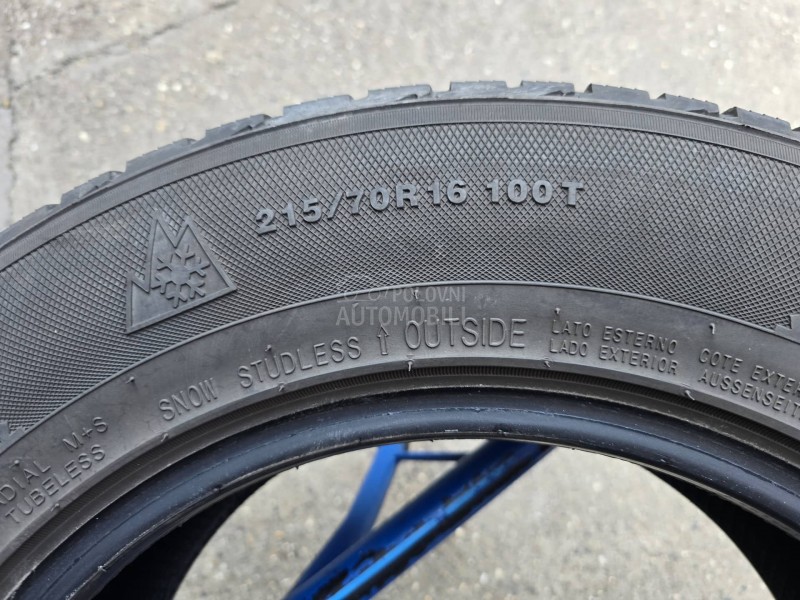 Kumho 215/70 R16 Zimska
