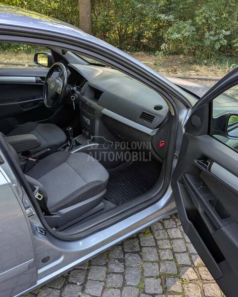 Opel Astra H 1.6 Twinport