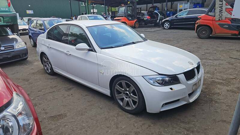 Kompletan auto u delovima E90