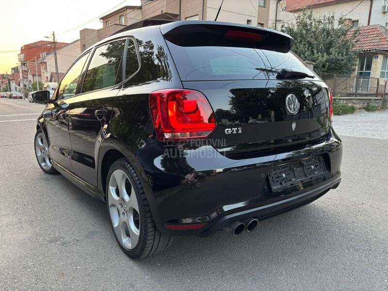 Volkswagen Polo 1.4 GTI/DSG/PAN0/CH