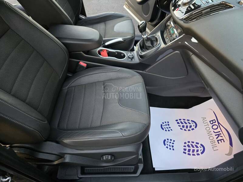Ford Kuga 2.0TDCI TITANIUM