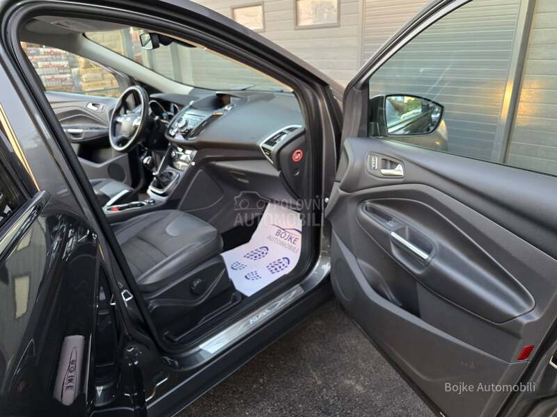 Ford Kuga 2.0TDCI TITANIUM