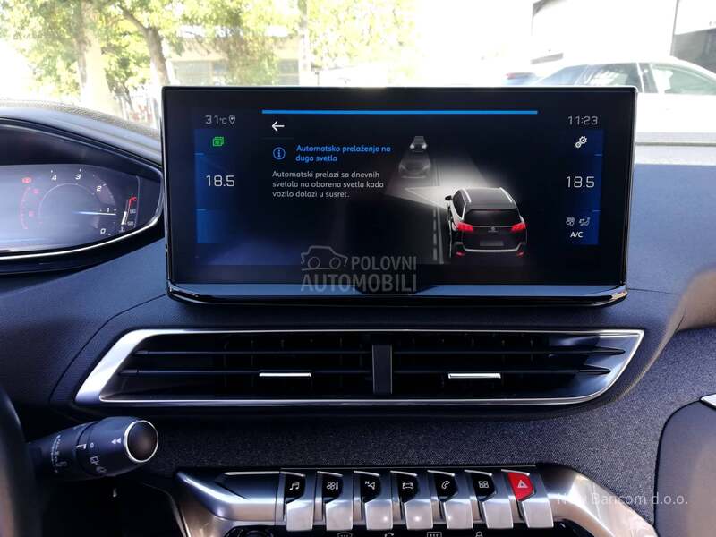 Peugeot 5008 1.5BlueHDI