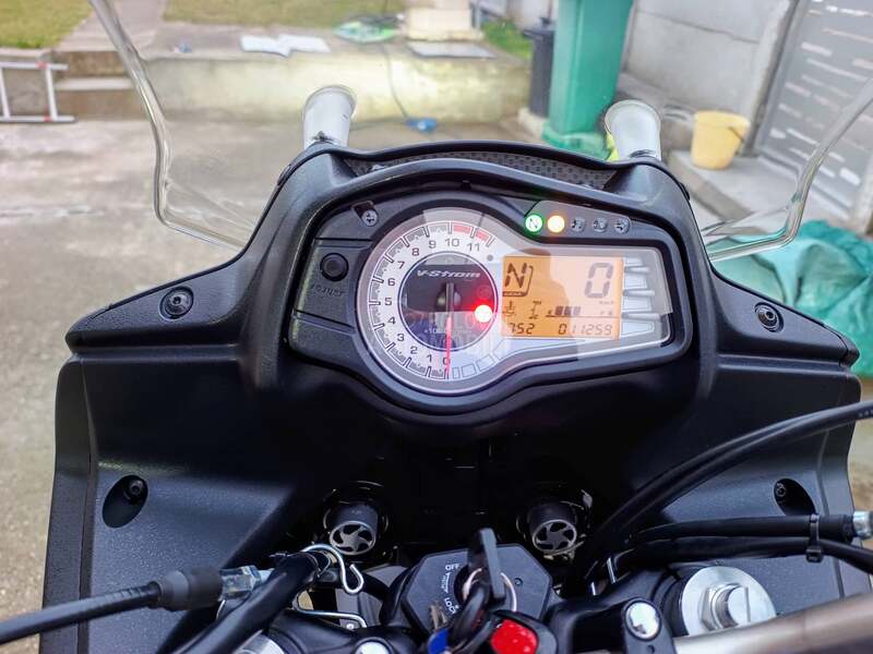 Suzuki VSTROM 650