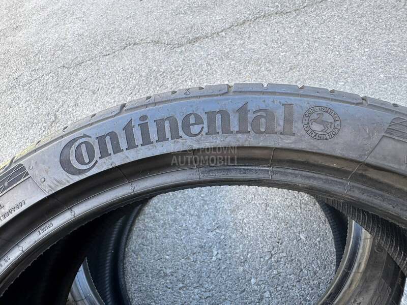 Continental 235/35 R19 Letnja