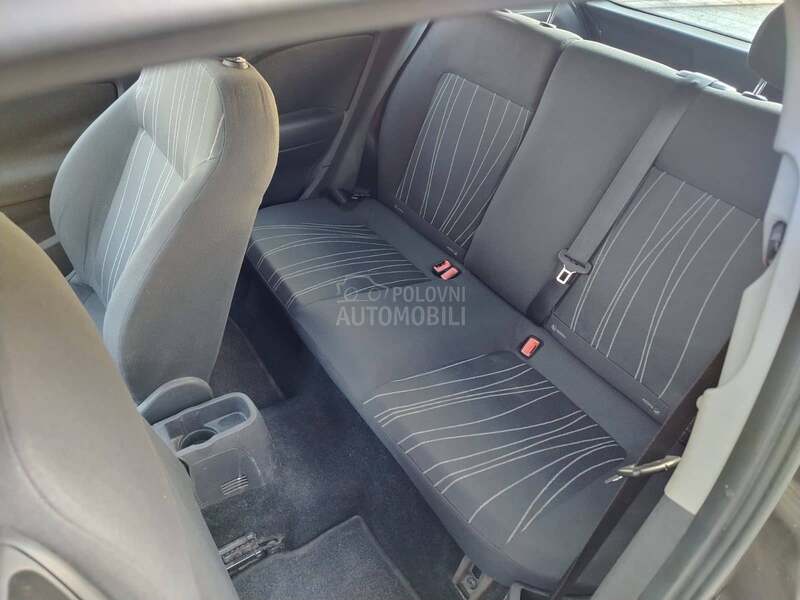 Opel Corsa D 1.3 mjet