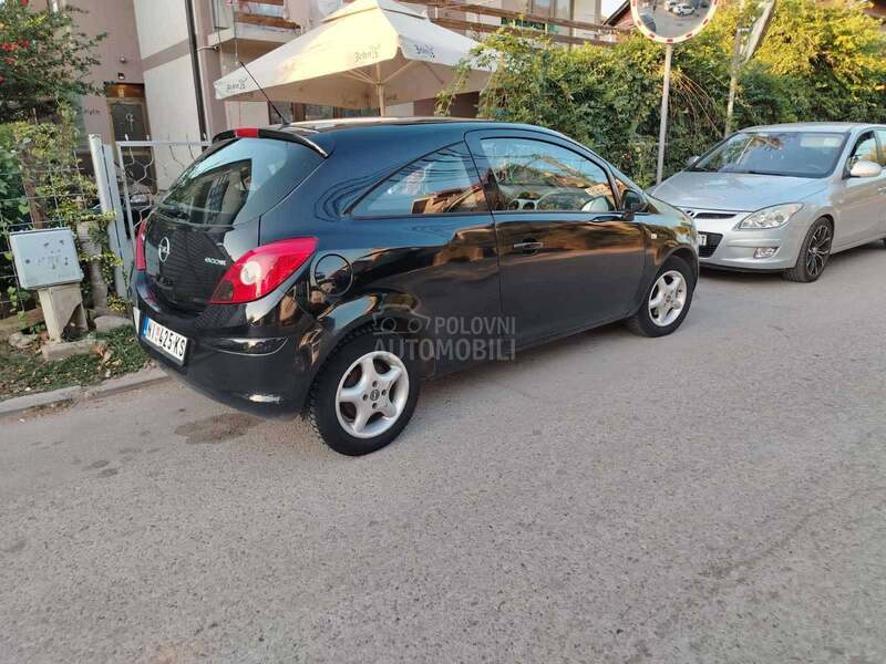 Opel Corsa D 1.3 mjet