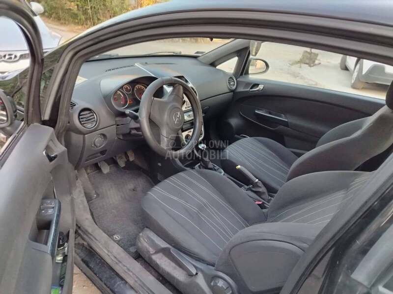 Opel Corsa D 1.3 mjet