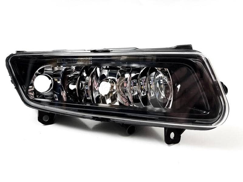 VW Polo Maglenka tamna dnevno