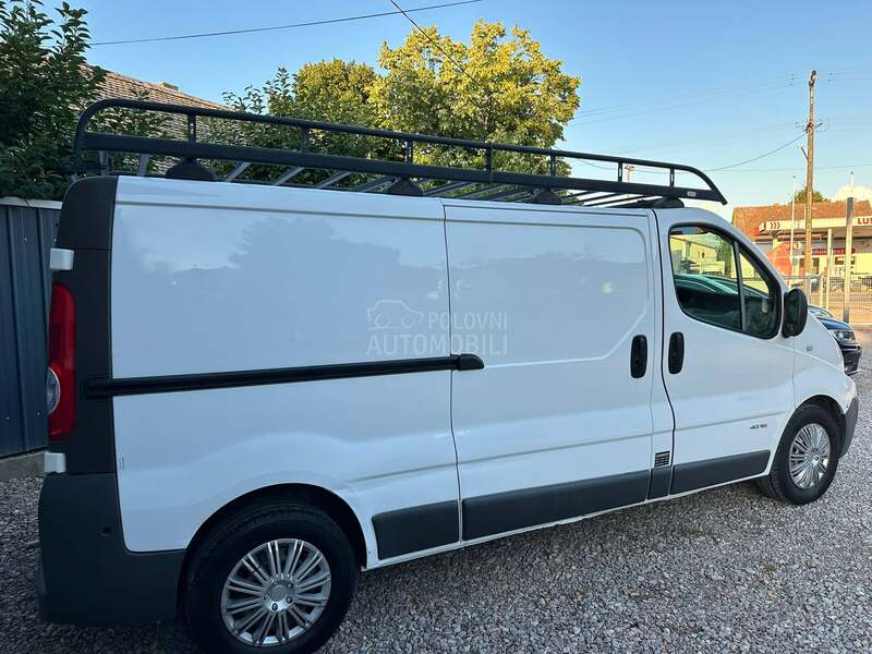 Renault Trafic 2.0 DCI long