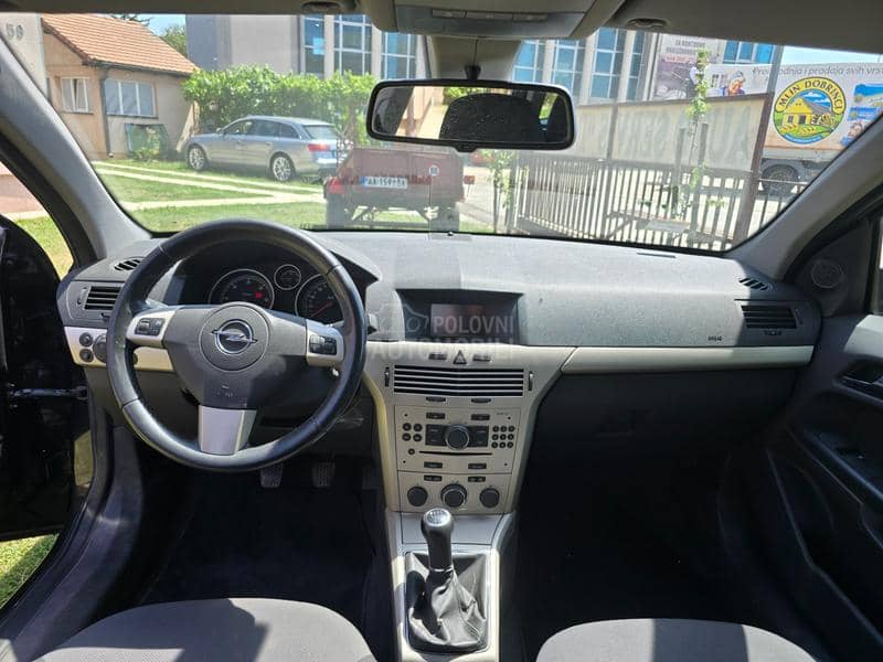 Opel Astra H 