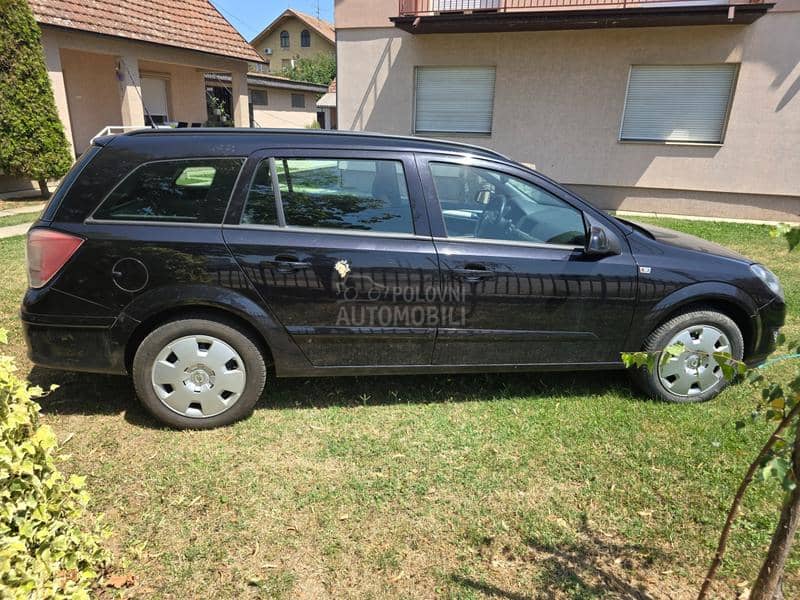 Opel Astra H 