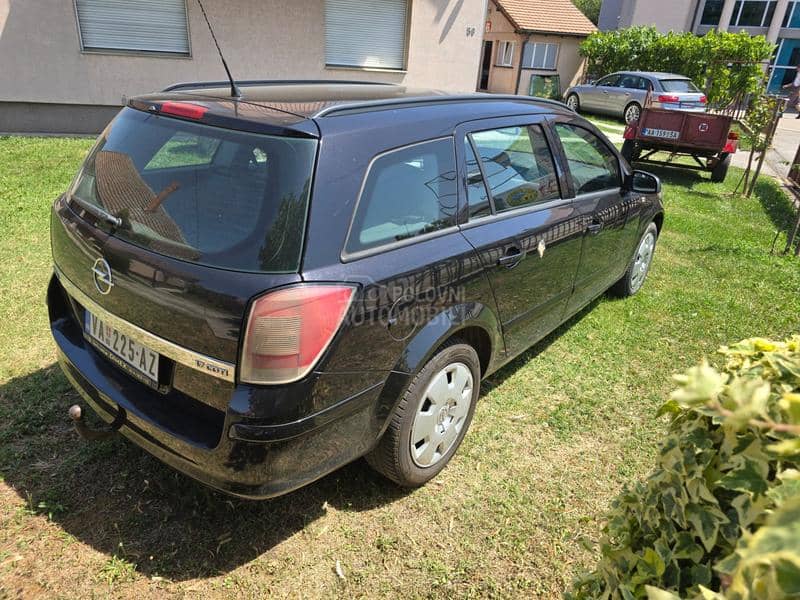 Opel Astra H 