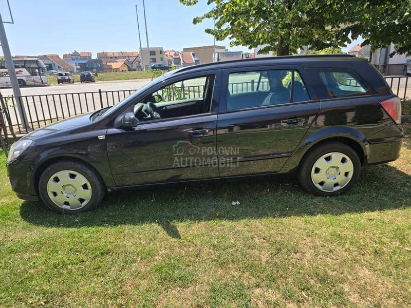 Opel Astra H 