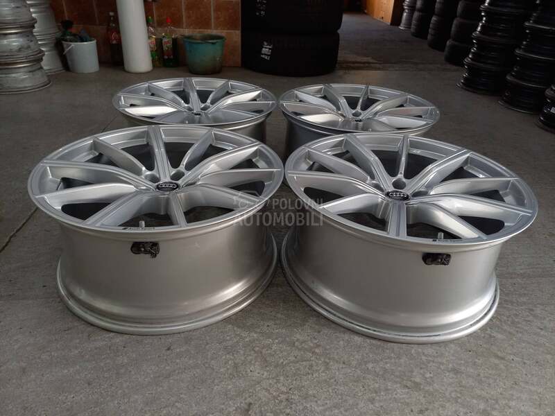 Aluminijumske felne Audi RSQ8 22" 5 x 112