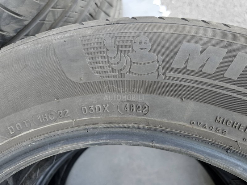 Michelin 215/65 R17 Letnja