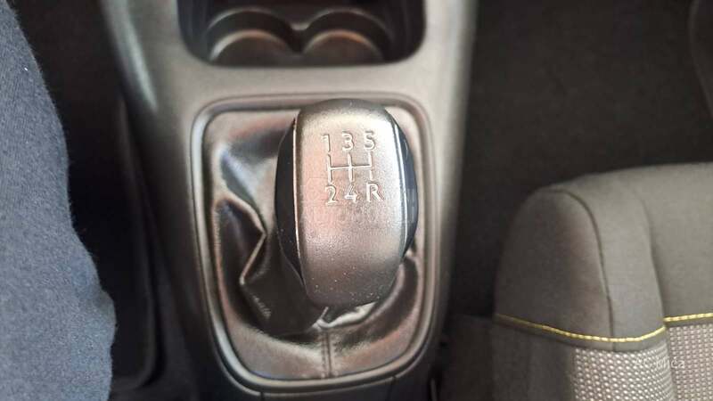 Citroen C3 1.5 BLU NAV LED  8MM