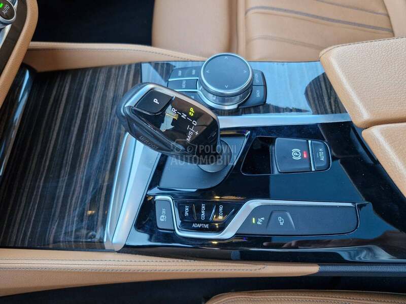 BMW 520 xDrive 360 adaptiv