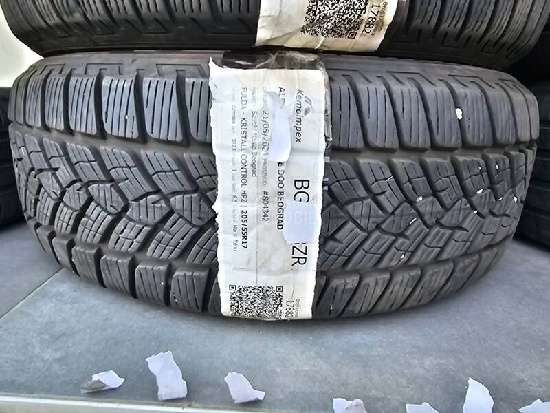 Fulda 205/55 R17 Zimska