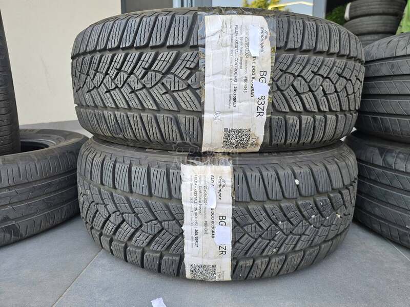 Fulda 205/55 R17 Zimska