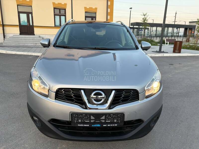 Nissan Qashqai n-tec cam 360 ful