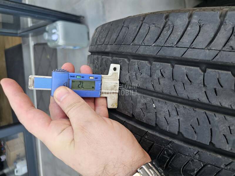 Goodyear 215/65 R16 Letnja