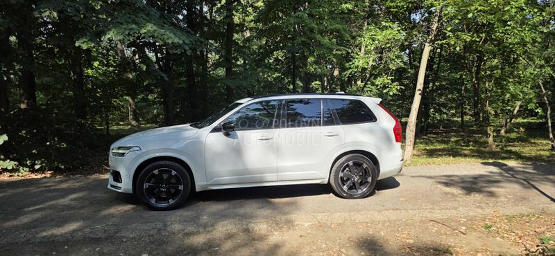 Volvo XC90 R DESIGN D5