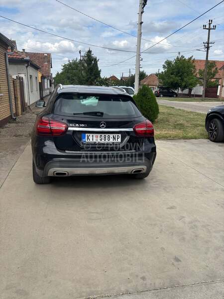 Mercedes Benz GLA 180 GLA 180 AMG