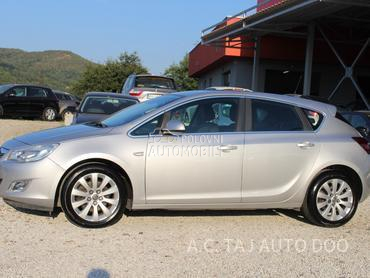 Opel Astra J 1.7CDTI COSMO