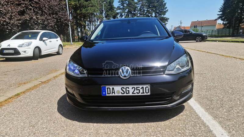Volkswagen Golf 7 1.6tdi 105k/POČETNIK