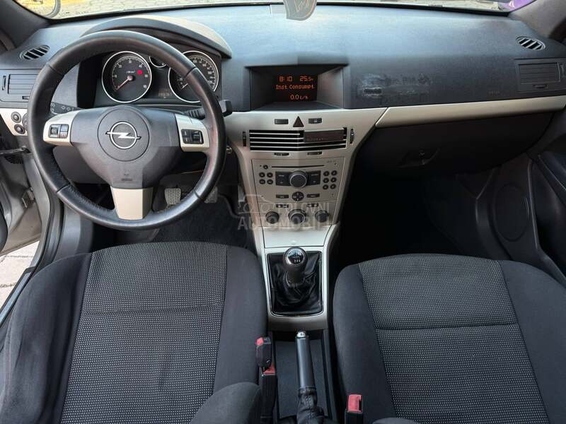 Opel Astra H 1.9 cdti cabrio