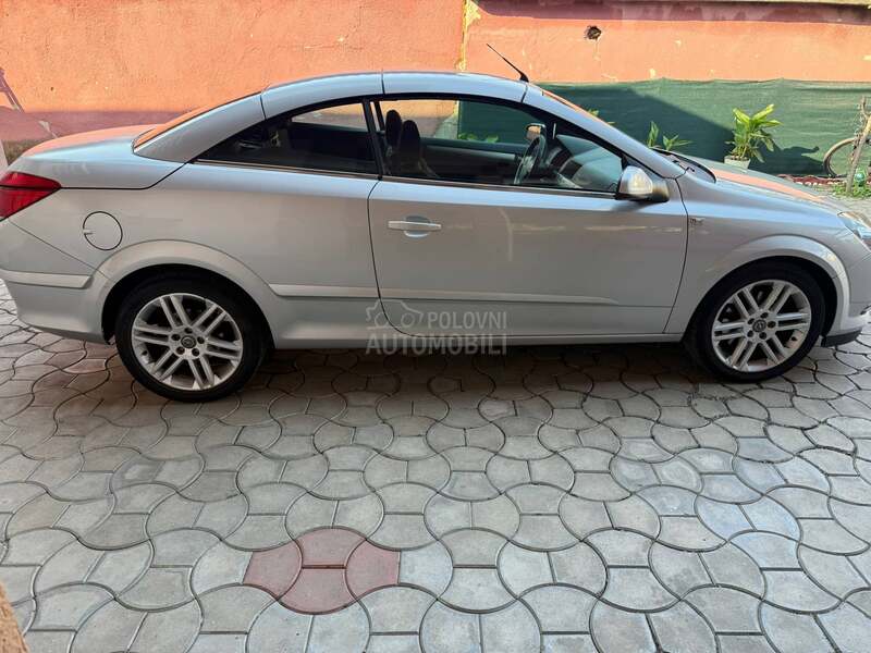 Opel Astra H 1.9 cdti cabrio