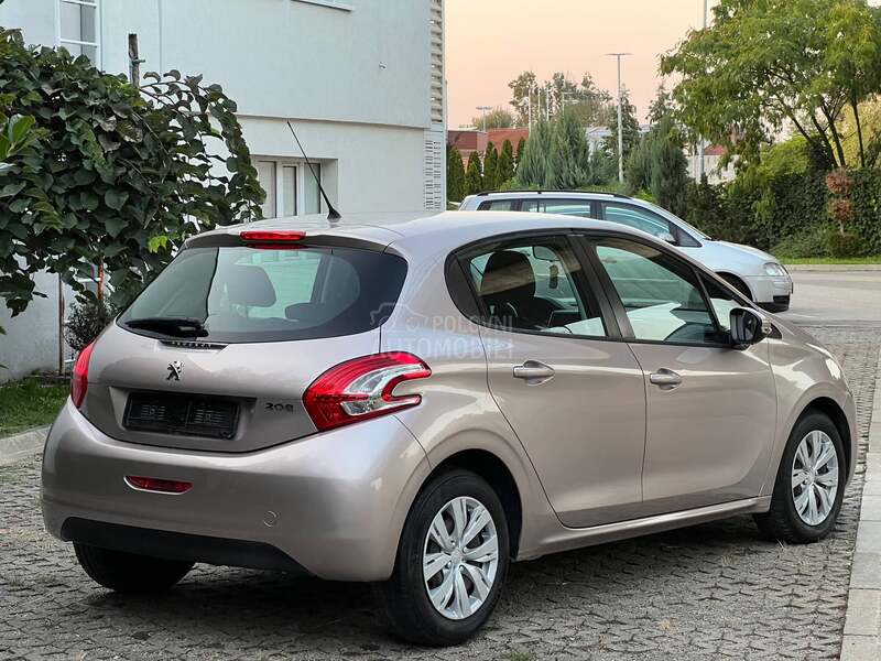 Peugeot 208 1.4 Hdi