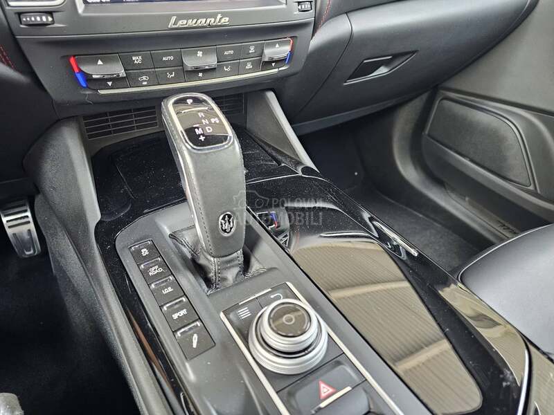 Maserati Levante Q4 3.0d