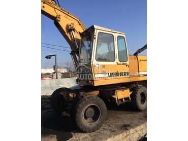 Liebherr 902