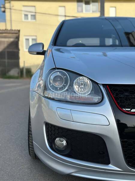 Volkswagen Golf 5 edition 30/DSG/remus