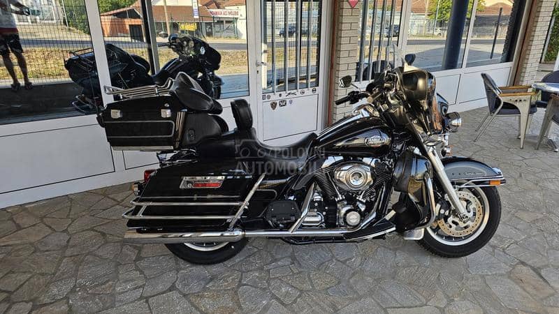 Harley Davidson FLHTCU electra glide