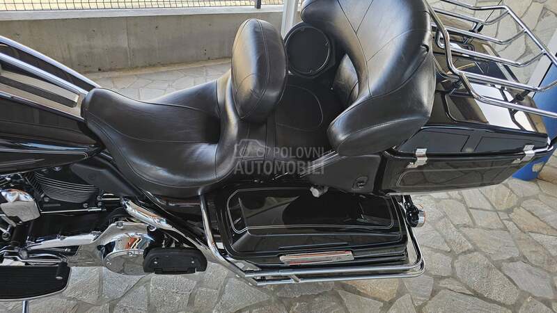 Harley Davidson FLHTCU electra glide