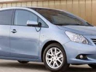Toyota Verso 09-13 god -  kompletan auto u delovima