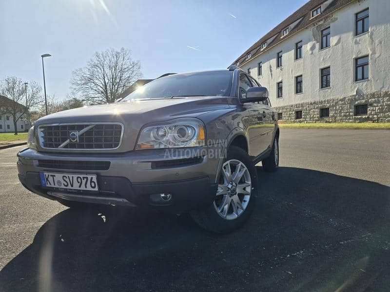 Volvo XC90 