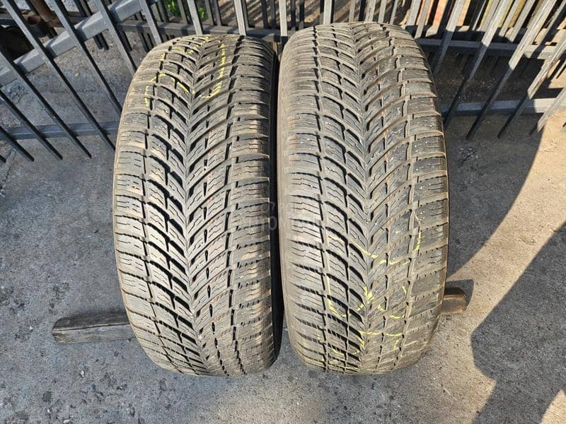 Nokian 235/55 R18 Sve sezone