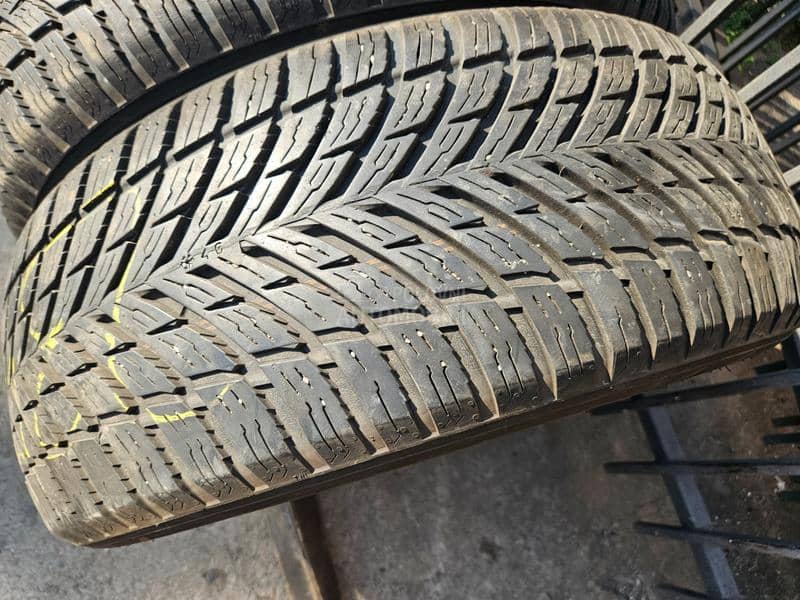 Nokian 235/55 R18 Sve sezone