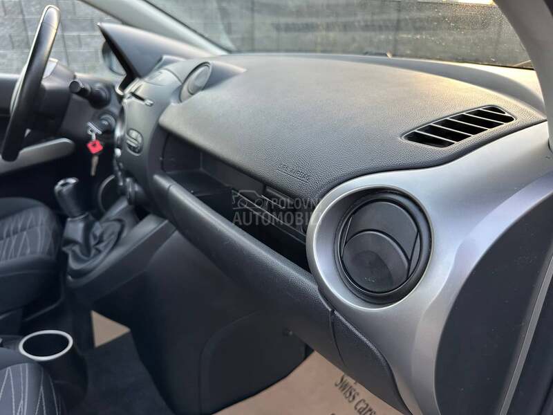 Mazda 2 1.3 HP  CH