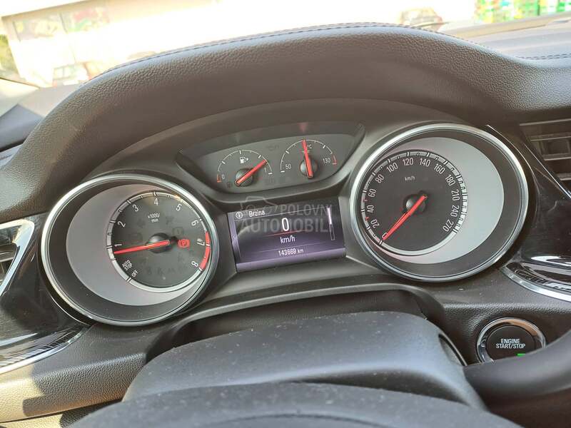 Opel Insignia 1.5 turbo