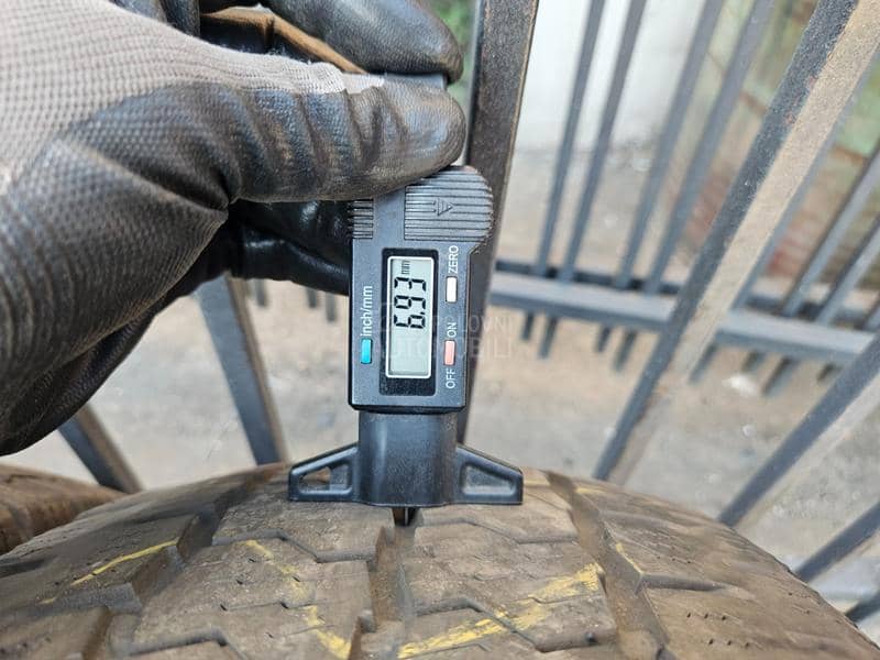 Continental 235/65 R16 Sve sezone