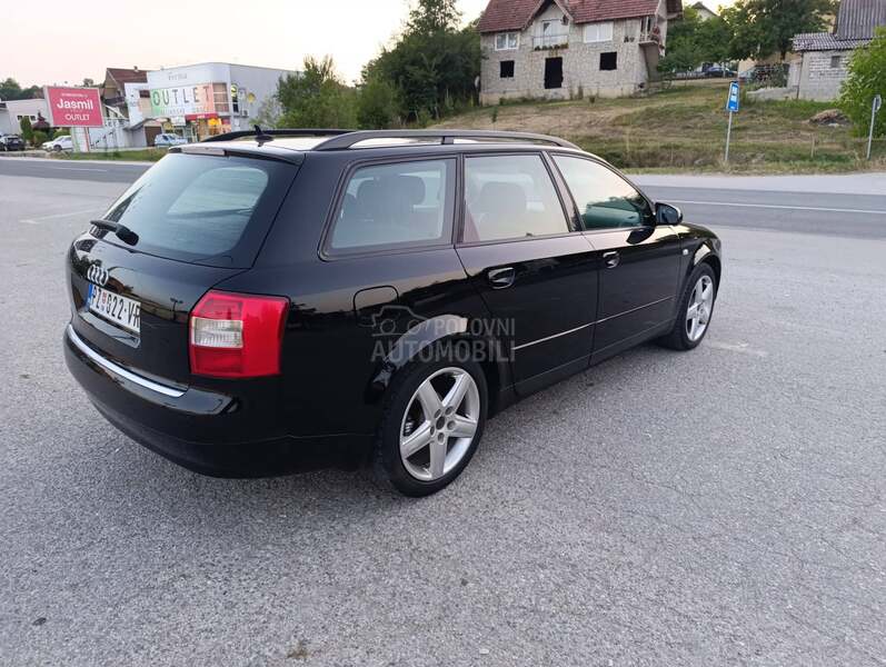 Audi A4 74 kv NE SADERIV