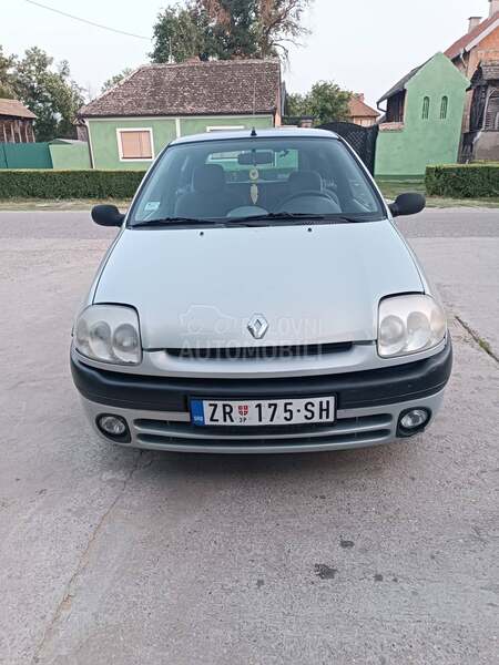 Renault Clio 1.2b  dugo  r e g