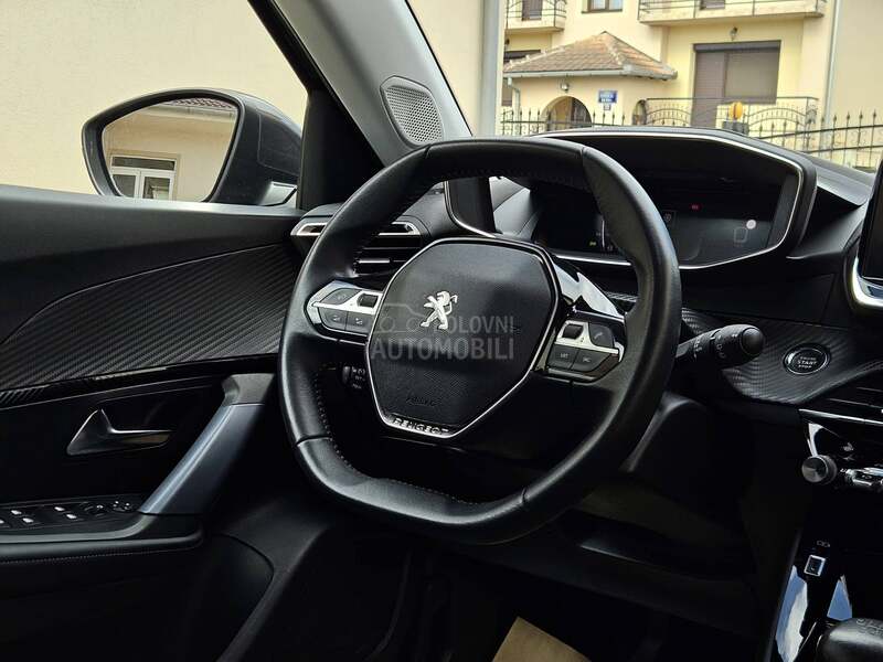 Peugeot 2008 1.5HDi/ALURE/89h k.m