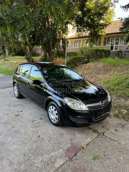 Opel Astra H 1.7CDTi/0DLIČNA/