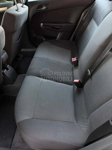 Opel Astra H 1.7CDTi/0DLIČNA/